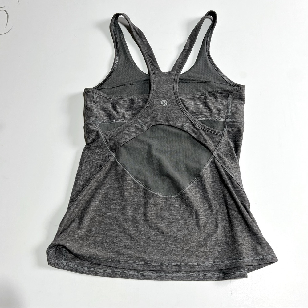 Lululemon yoga top with shelf bra and mesh back gray size 8